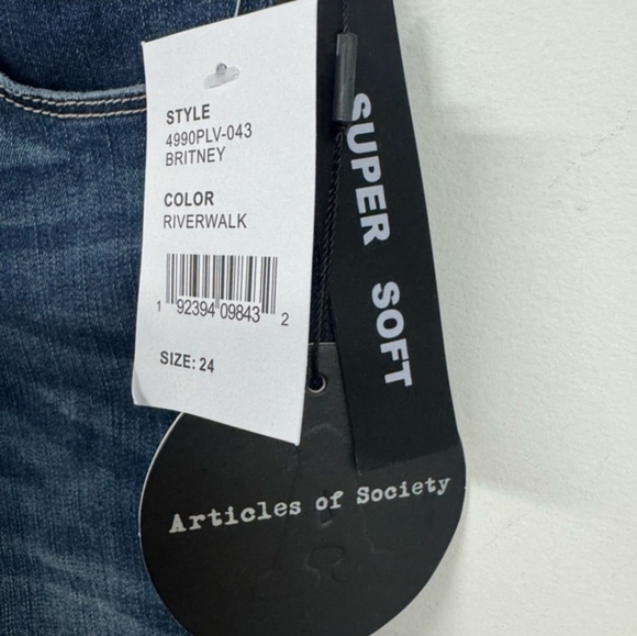 NWT Articles Of Society High Rise Blue Jeans Size 24 - Picture 4 of 5